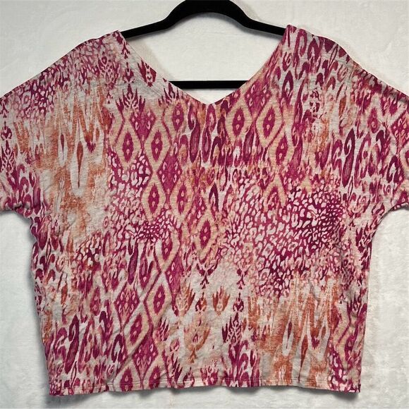 Chico's Women's 3P Multicolor Linen Cheetah Ikat V-Neck Short Sleeve Tee - Picture 3 of 7